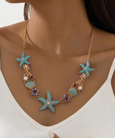 Collar con colgante de concha y perla de circonita esmaltada y sobredorada en plata de ley azul de moda